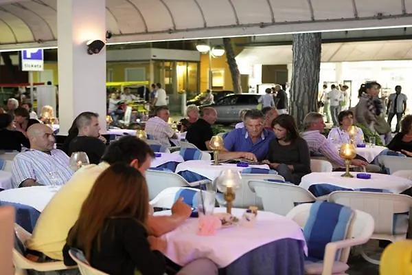 ***  Hotel Venezia E La Villetta Lido di Jesolo Italië